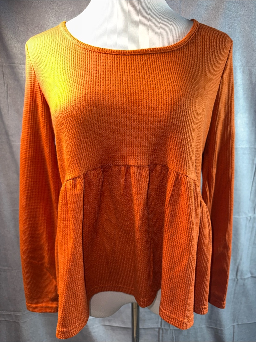 1947-Women’s Long-Sleeve Waffle Peplum Top - Orange